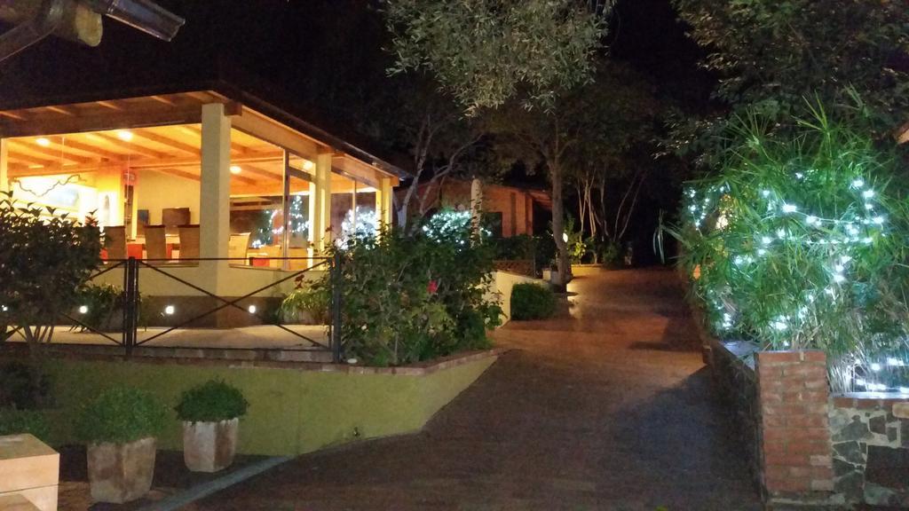 Cala Blanca Villaggio Alberghiero Marina di Camerota Eksteriør bilde