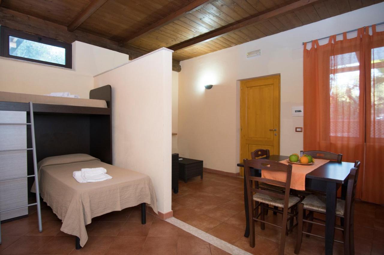 Cala Blanca Villaggio Alberghiero Marina di Camerota Eksteriør bilde